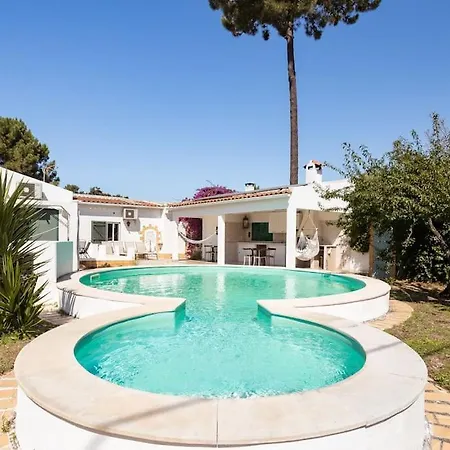 Aroeiramir With Private Pool And Aroeira (Setubal)