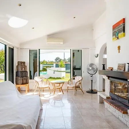Aroeiramir With Private Pool And Villa
